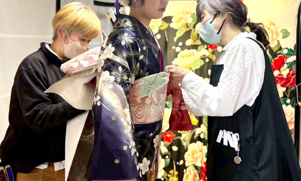 振袖の着付け